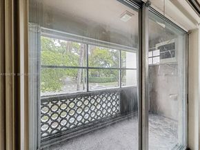 6580 Santona St A16, Coral Gables FL 33146