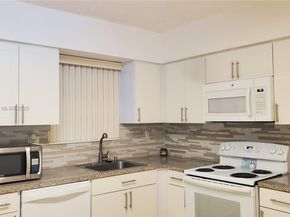4756 SW 7th St, Miami FL 33134