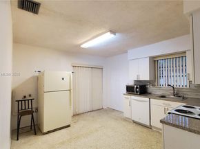 4756 SW 7th St, Miami FL 33134