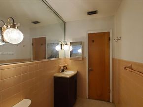 4756 SW 7th St, Miami FL 33134