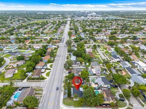 1041 NW 199th St, Miami Gardens FL 33169