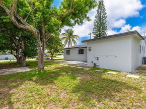 1041 NW 199th St, Miami Gardens FL 33169