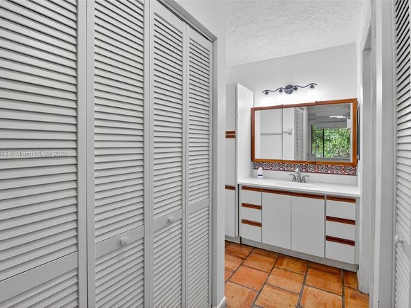13830 SW 108th St, Miami FL 33186