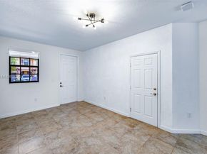 144 SE 34th Ave, Homestead FL 33033