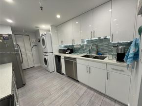 3200 Collins Ave 113, Miami Beach FL 33140