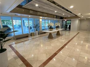 3200 Collins Ave 113, Miami Beach FL 33140