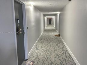 3200 Collins Ave 113, Miami Beach FL 33140