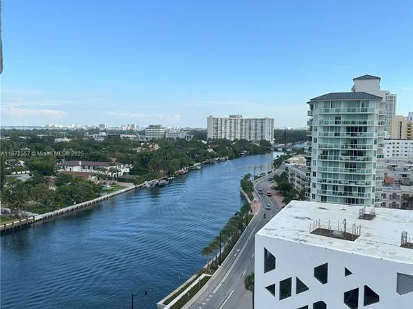 3200 Collins Ave 113, Miami Beach FL 33140