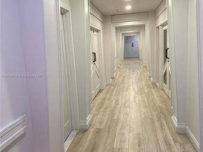 3200 Collins Ave 113, Miami Beach FL 33140
