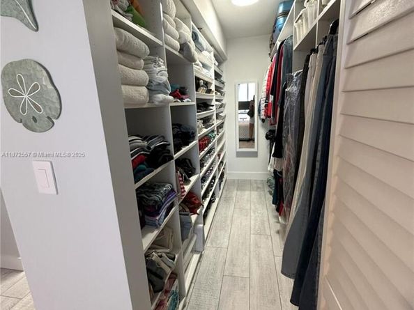 3200 Collins Ave 113, Miami Beach FL 33140