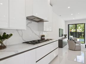 1152 SW 22nd Ter, Miami FL 33129