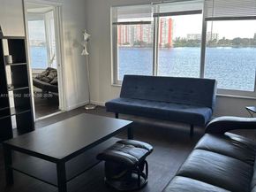 1150 NE 191st St 45, Miami FL 33179