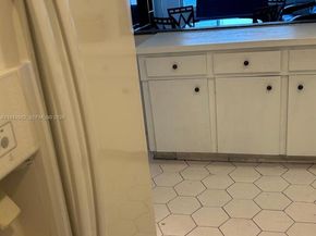 1150 NE 191st St 45, Miami FL 33179