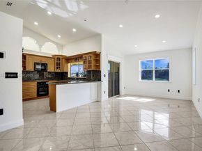 5421 Hawkes Bluff Ave, Davie FL 33331