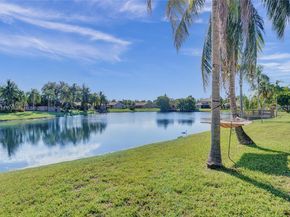 5421 Hawkes Bluff Ave, Davie FL 33331