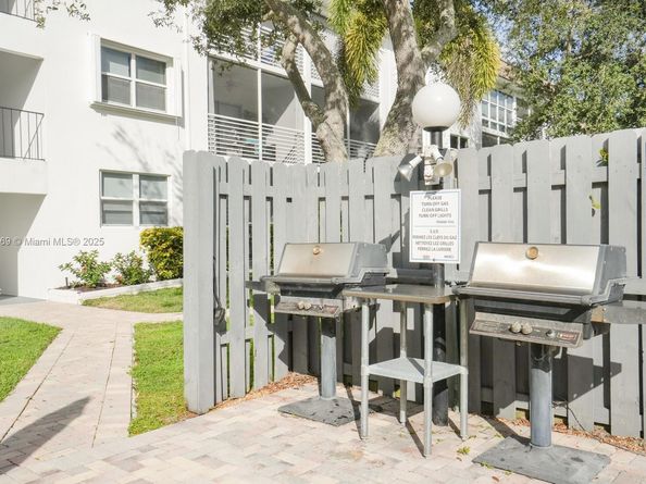 1501 S Ocean Blvd 214, Lauderdale By The Sea FL 33062