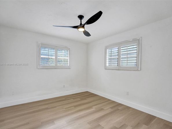 7680 NW 21st St, Sunrise FL 33322