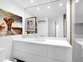 2815 Regatta Ave, Miami Beach FL 33140