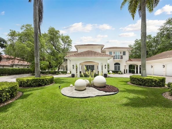 7245 SW 104th St, Pinecrest FL 33156