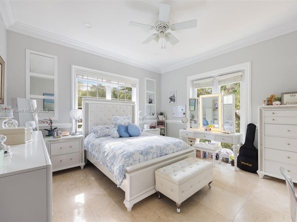 7245 SW 104th St, Pinecrest FL 33156