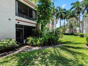 9852 NW 3rd Ct 1, Plantation FL 33324