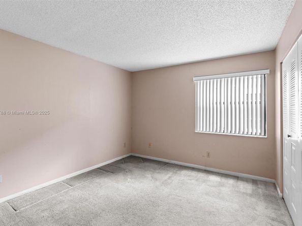 9852 NW 3rd Ct 1, Plantation FL 33324