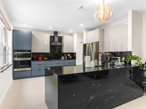 4963 NW 58th Ave, Coral Springs FL 33067