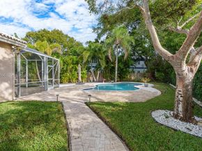 4963 NW 58th Ave, Coral Springs FL 33067