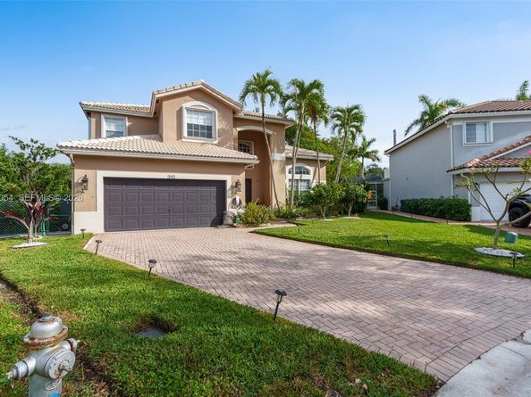 4963 NW 58th Ave, Coral Springs FL 33067