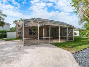 4963 NW 58th Ave, Coral Springs FL 33067