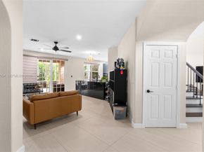 4963 NW 58th Ave, Coral Springs FL 33067