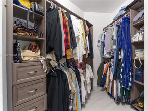 4963 NW 58th Ave, Coral Springs FL 33067