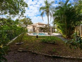 4963 NW 58th Ave, Coral Springs FL 33067