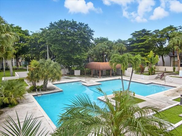 9167 SW 138th Pl 9167, Miami FL 33186