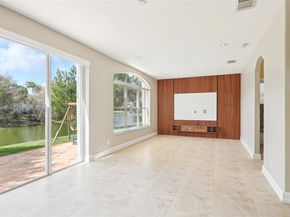 2142 NW 77th Ter, Pembroke Pines FL 33024