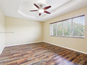 2142 NW 77th Ter, Pembroke Pines FL 33024