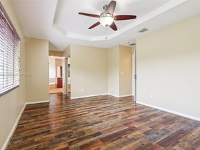 2142 NW 77th Ter, Pembroke Pines FL 33024