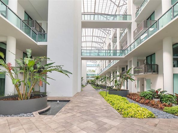 Undisclosed Address #A11850366, Miami Beach FL 33140
