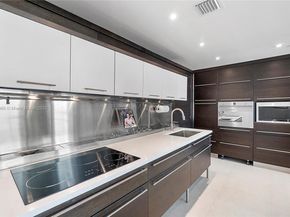 Undisclosed Address #A11850366, Miami Beach FL 33140