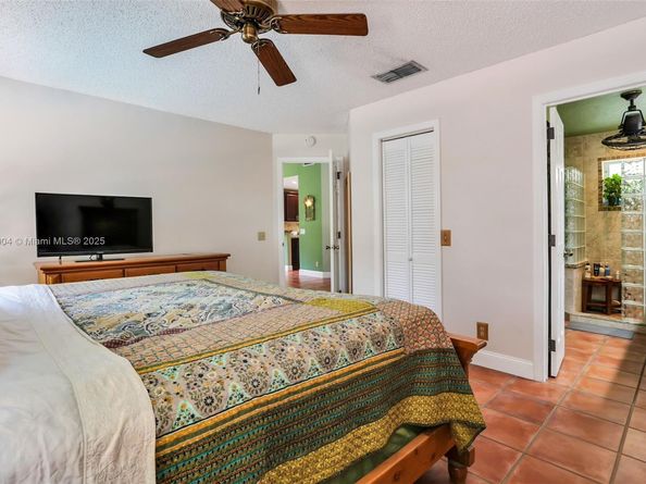9271 Arborwood Cir, Davie FL 33328