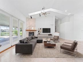 620 NW 104th Ave, Coral Springs FL 33071