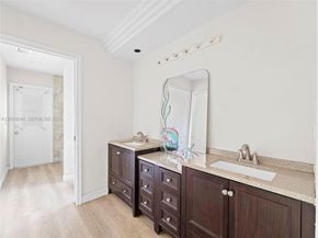 620 NW 104th Ave, Coral Springs FL 33071