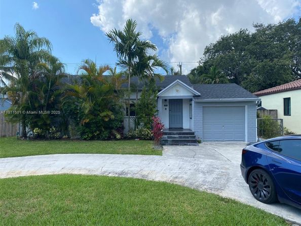 1516 Funston St, Hollywood FL 33020