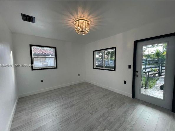311 NW 32nd Ct, Miami FL 33125