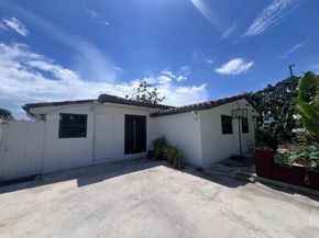 311 NW 32nd Ct, Miami FL 33125