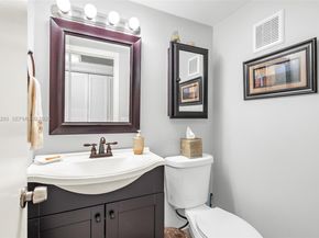 2051 N Newport  N 2051, Deerfield Beach FL 33442