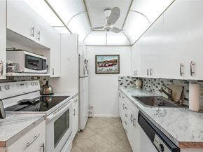 2051 N Newport  N 2051, Deerfield Beach FL 33442