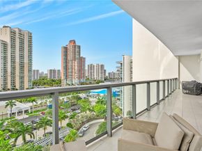 3300 NE 188th St 909, Aventura FL 33180