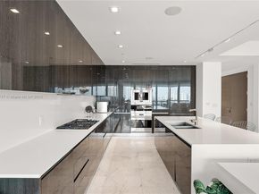 3300 NE 188th St 909, Aventura FL 33180