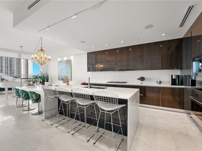 3300 NE 188th St 909, Aventura FL 33180